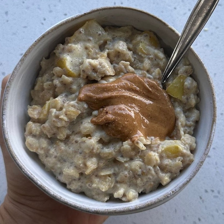 Warm Up Your Winter Mornings with Pear & Cinnamon Creamy Oats