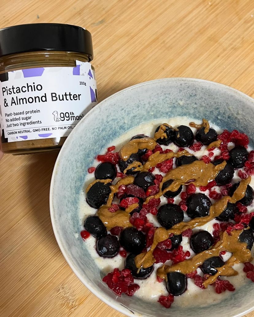 Speedy Berry Bowl with Pistachio Almond Butter