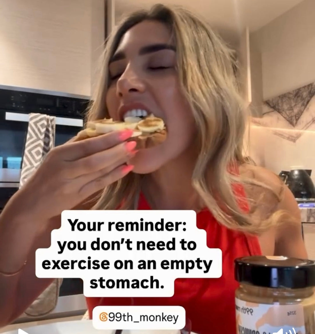 Ditch the "Empty Stomach" Myth: Fuel Your Body for a Better Workout (and a Better Day)